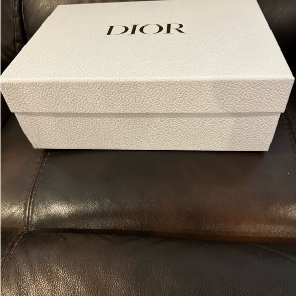 DIOR Empty Gift Box! Size Large. New! - Picture 2 of 3